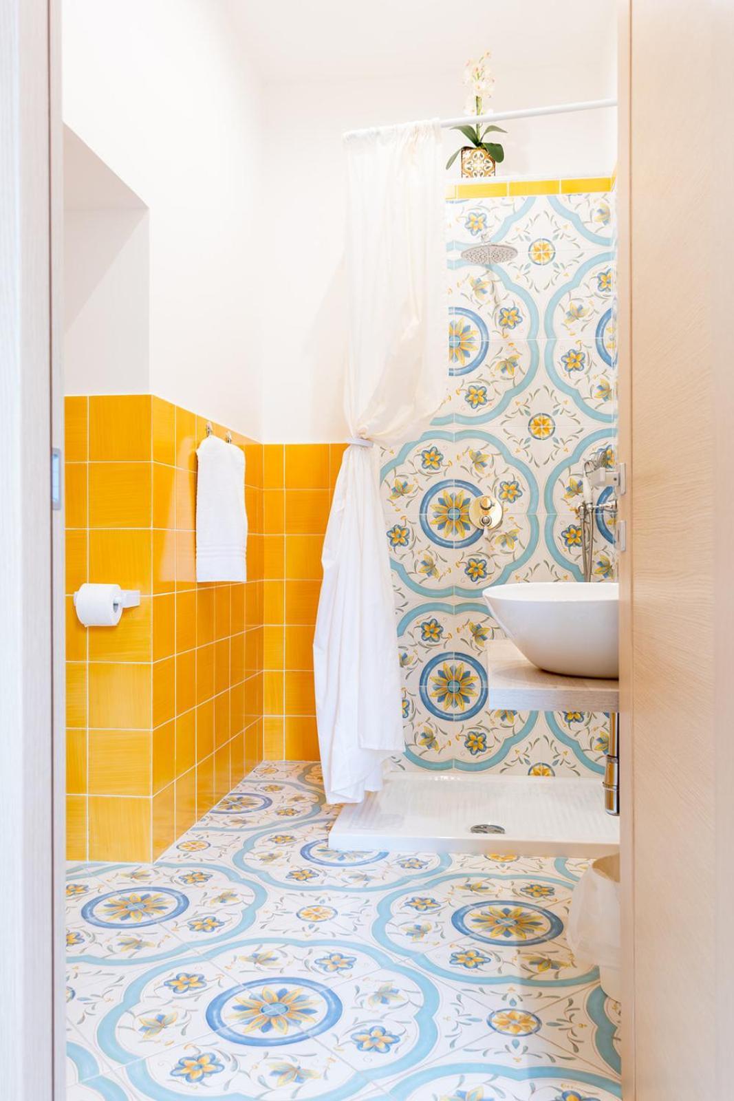 Blue 51 Apartment Вико Екуензе Екстериор снимка